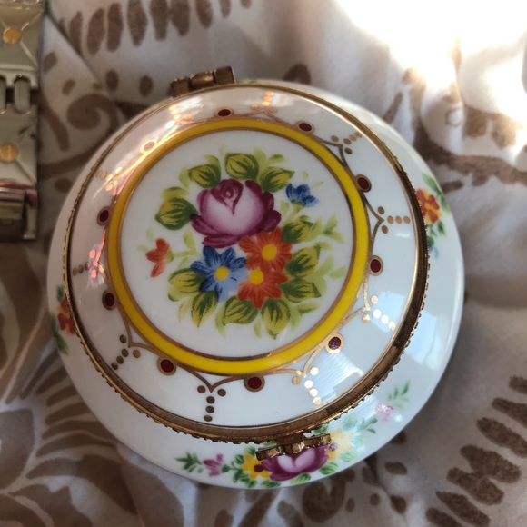 Jewelry Box Bundle - Picture 3 of 8